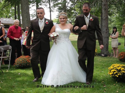 Tatăl a oprit nunta fiicei sale să facă ... incredibil!
