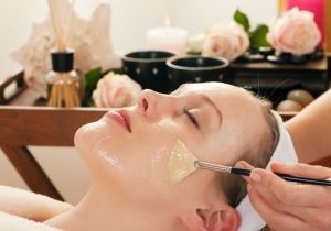 Peelinguri în salon, tipuri și diferențe, cum să alegeți peelingul propriu