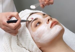 Peelinguri în salon, tipuri și diferențe, cum să alegeți peelingul propriu