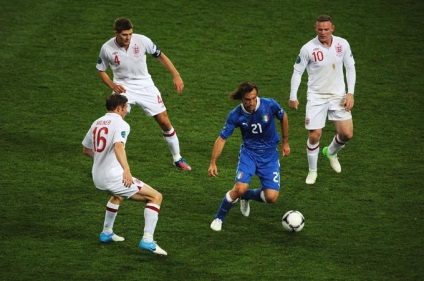 Pirlo pentru a doua oară a fost recunoscut ca un jucător al meciului pentru Euro 2012