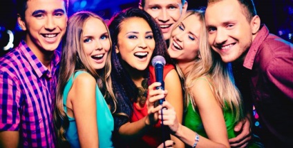 Avantajele odihnei într-un club de karaoke