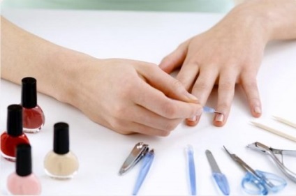 Îngrijire profesională a unghiilor acasă - este unghii reale, frumoase - adăugarea imaginii tale