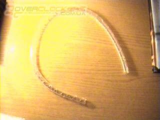 Sârmă rotunjită cu un tub transparent