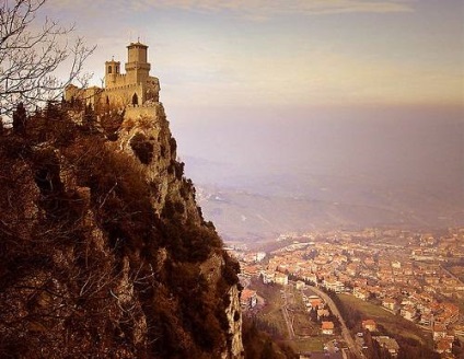 San Marino - a városállamok Olaszországban hogyan juthatunk el oda, turisztikai látványosságok, bevásárló