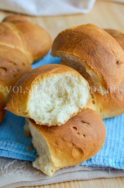 Egy édes kenyér - tüske - a fehér búza kenyér alapvető receptje, varázslatos