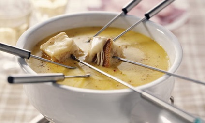 Cheese fondue reguli de etichetă - sfaturi culinare pentru cei cărora le place să gătească delicioase - hostess pentru o notă