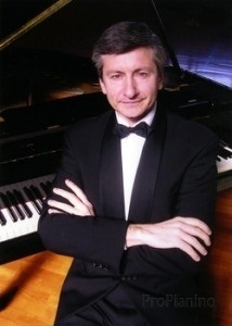 Perfectionarea tehnicii de pian de Vladimir Izhevichnikov