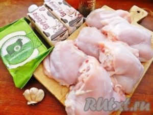 Carne de porc coaptă cu vinete și ardei - pregătim pas cu pas cu fotografie