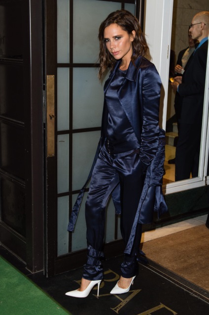 Victoria Beckham și-a schimbat coafura cu un nou designer de tunsoare