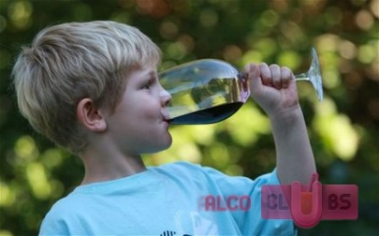 Vinul și copiii sunt toate cele mai grave pentru copii