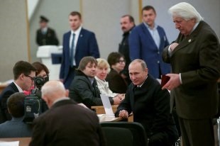 Az orosz kész egy nap a szavazás - az orosz sajtó