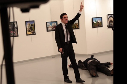 Ambasadorul rus, Andrei Karlov, a fost ucis în Turcia
