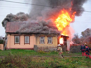 Explozie, foc, câine rău, furt de buzunar