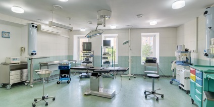Chirurgie, centrul internațional de protecție a sănătății, metrou Dostoevskaya