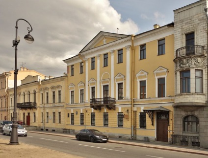12 „Puskin” helyek St. Petersburg, amely nem szégyelli, hogy tudja