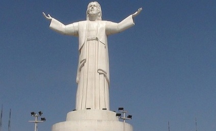 19. A legnagyobb szobor Jézus Krisztus a világ
