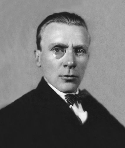 24 scriitorul lui Mikhail Bulgakov, făcându-se prieteni cu diavolul