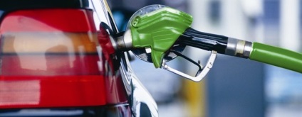 3 Ways, hogy csökkentse az üzemanyag-fogyasztás