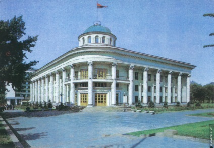 Arhitecți din Kazahstan