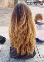 Fete Ava cu păr lung, fotografiate din spate (18), poze ale fetelor cu spatele lor