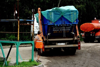 Afaceri în halda unde sunt îngropați miliardele