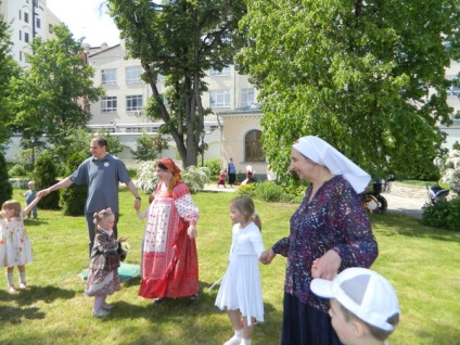 Nap fehér virág kegyelem egyfajta paradicsom (fotók)