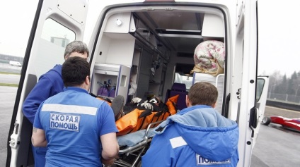 Livrarea pacienților la ambulanța la spital sau acasă, мцсмп - centrul internațional de ambulanță