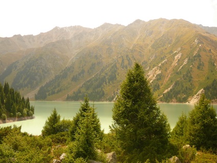 Munții din Almaty și marele lac Almaty, blogul de viață cu un vis!