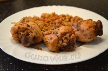 Hajdina csirkével cserepekben - recept kör alakú fotókkal