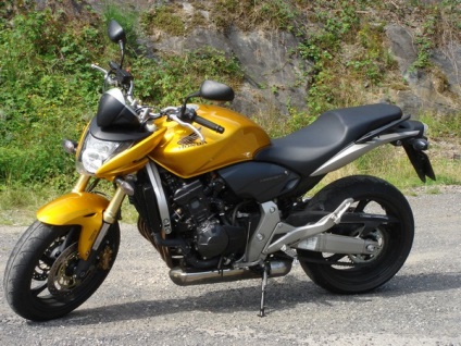 Honda Hornet (Honda Hornet) cb 600 f - un ficat lung printre motocicletele din clasa 