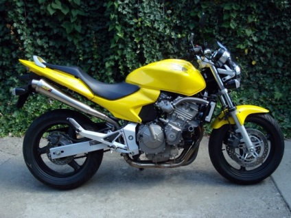 Honda Hornet (Honda Hornet) cb 600 f - un ficat lung printre motocicletele din clasa 