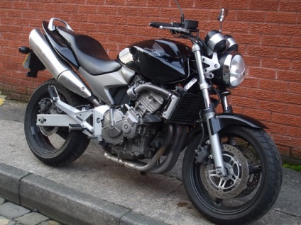 Honda Hornet (Honda Hornet) cb 600 f - un ficat lung printre motocicletele din clasa 