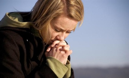 Cum să te rogi acasă și în biserică, capricioasă a unei femei