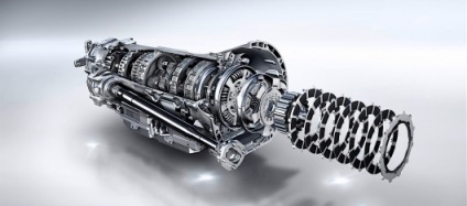 Hogyan működik a sebességváltó a Mercedes AMG
