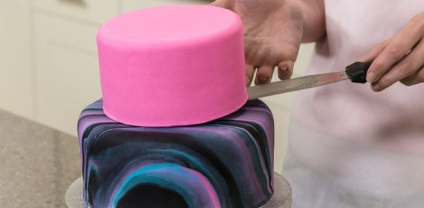 Cum sa faci un tort in stilul unui monstru