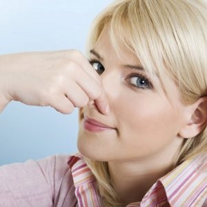 Cum să știi dacă există un miros din gură - un miros din gură