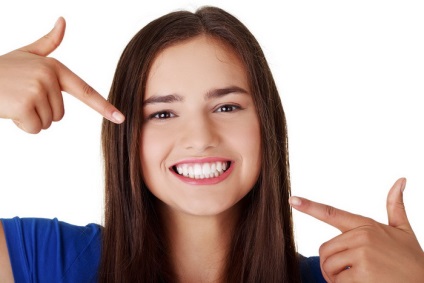 Cum să vă aliniați dinții acasă și să fixați mușcătura