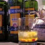 Cocktail-uri cu Becherovka - 12 rețete simple pentru acasă