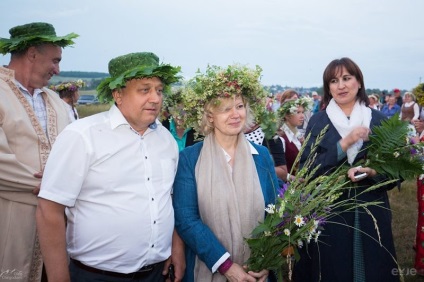 Ligo - lett nemzeti ünnep lábánál az Urál-hegység