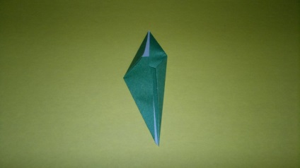 A mester osztály a szakterületen origami, „hóvirág”