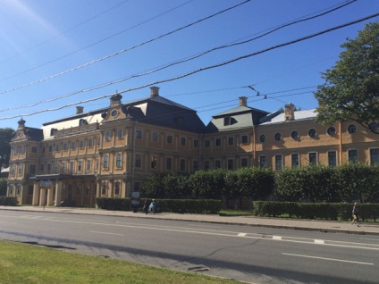 Palatul Menshikov, Sankt-Petersburg, Rusia descriere, fotografie, unde se află pe hartă, cum se ajunge la hotel