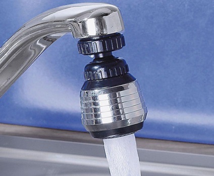 O duză pe robinet pentru a economisi apa este ceea ce este, cum funcționează și unde să-l cumperi.