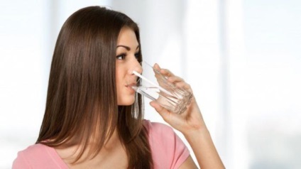 Consumul insuficient de apă care apare cu corpul nostru în acest caz