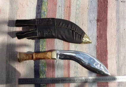 Kukri Nepali de fabricare proprie