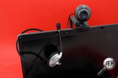 Áttekintés Webkamerák és headsetek Logitech QuickCam E3500 plusz - a hivatalos honlapján a modul