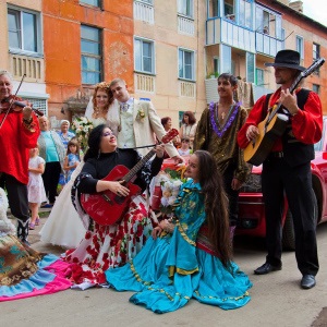 Scenariul inițial al scenariilor de mirese (video și foto) amuzante și amuzante