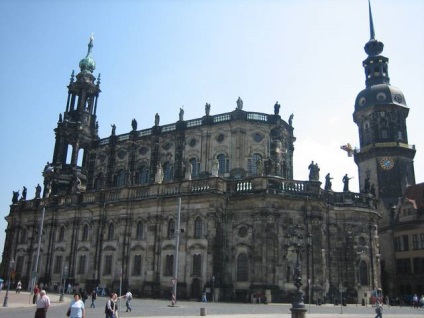 Ünnepnapok Dresden előnyeiről és hátrányairól