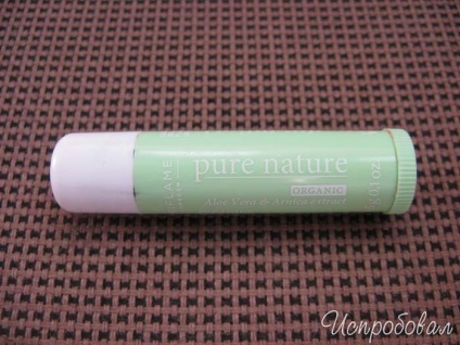 Feedback despre balsam de buze oriflame pure natura miros delicios, și efectul este teribil