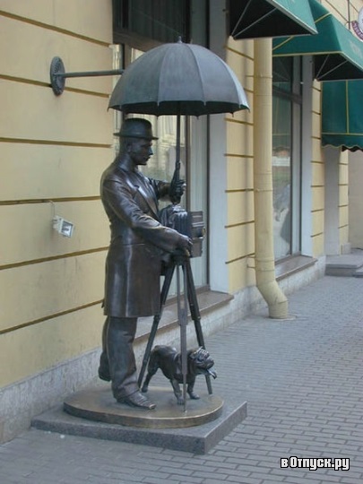Monumentul fotografului și fotografului din St. Petersburg