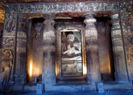 Peștera templelor din Ajanta și Ellora
